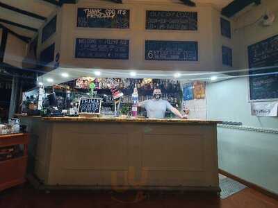 Polly's Bar At The White Horse