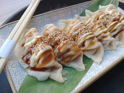 Crep Station Tasty Shop