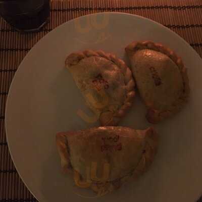 Laregustosa - Original Empanadas Argentinas