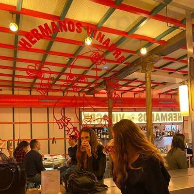 Hermanos Vinagre (chueca) - Photo 8