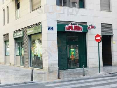 Papa John's