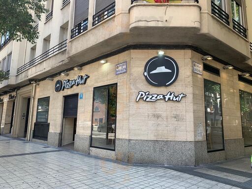 Pizza Hut