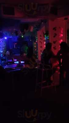 Local Barra Del Barrio