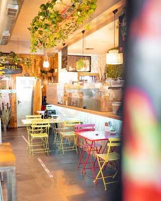 Bali Poke Food & Art