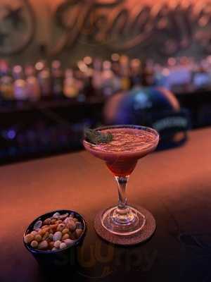 Tennessee Café Live