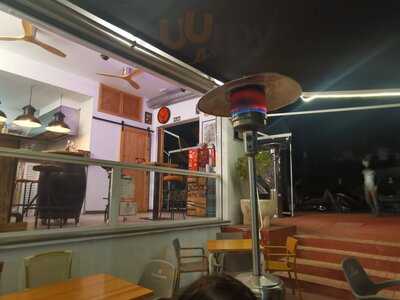 Sirocco Colorful Bar