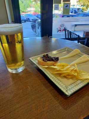 Bar Los Niños De La Victoria