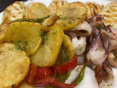 Bar Iturrama - Pinchos Y Comida Typical De Navarra