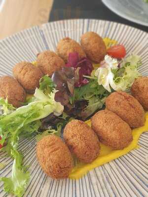 Casa Mol Palacio De Deportes Granada