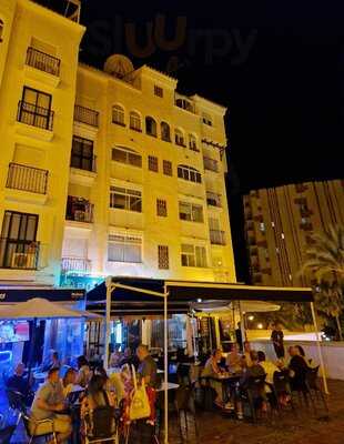 Fado Irish Bar & Grill