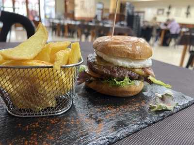 Bar Restaurante  El Musical Smi Santa Cecília