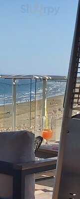 La Costa Cocktail & Bar