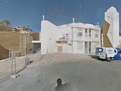 La Costa Cocktail & Bar