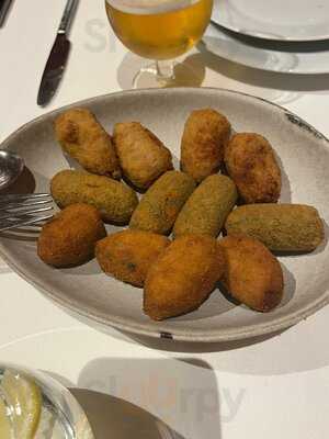 Jamoneria Vinoteca Marcos