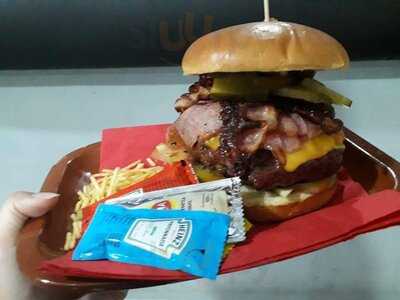 Menacho Burguer Pizza