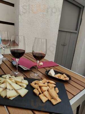 Sui Géneris Vins I Formatges