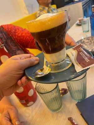 Canales 5 Brasserie Moderne