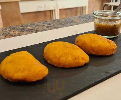 Adiccion Café & Restaurante Asador