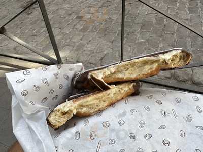 Panadería Artesanos De Granada - San Juan De Dios