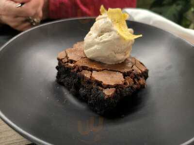 Ryokō - Nikkei Sushi Bar