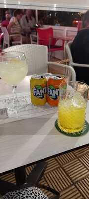 Yolo Sports Bar - Los Cristianos