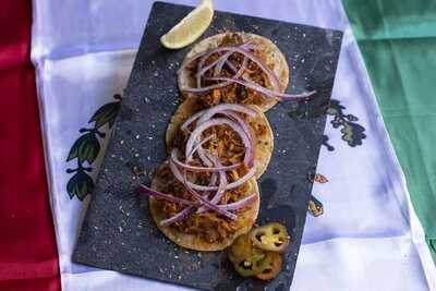 Ay Güey Mexican - Photo 7