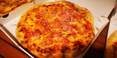 La Pizzzeria De L'alex