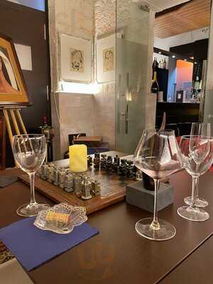 Pomidou Art & Lounge