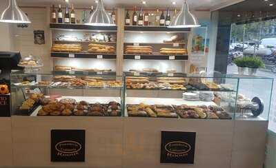 Panadería Cafetería Roous