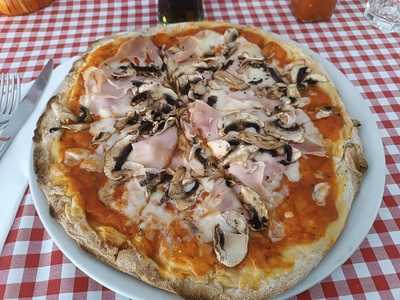 Prosecco Santa Catalina Trattoria Italiana