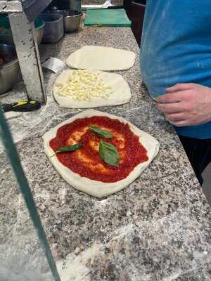 Pizzeria Da Nanni Tallers