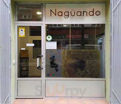 Naguando