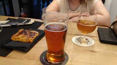 Local Beer 12 Grifos