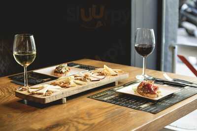 Pico Esquina By Fayer