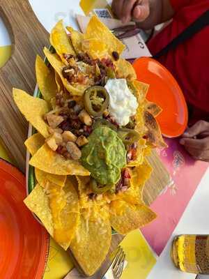 Cantina Mariachi Chinorros