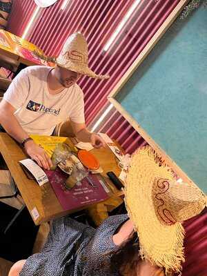 Cantina Mariachi Chinorros