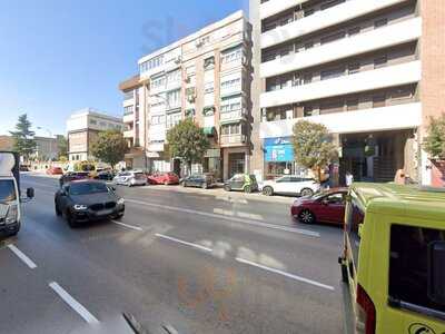 Domino's Pizza Alcala 595