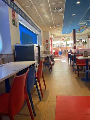 Domino's Pizza Agastia