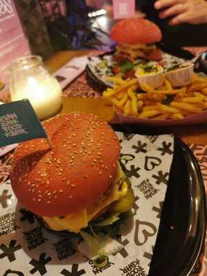 Vegan Junk Food Bar - El Born