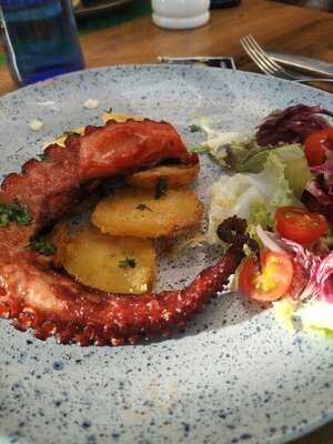 Cosmopolis Restaurant