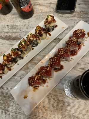 Dvicio Sushi By Kanae