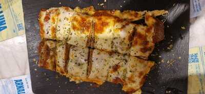 Mucho Cielo Y Mucho Mar