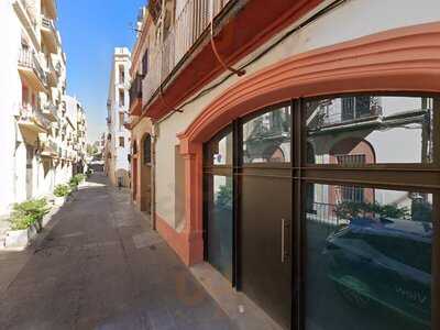 Mucho Cielo Y Mucho Mar