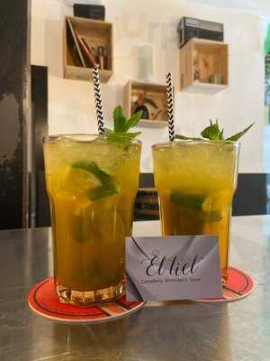 El Tiet Vermuteria & Cocteleria & Tapas