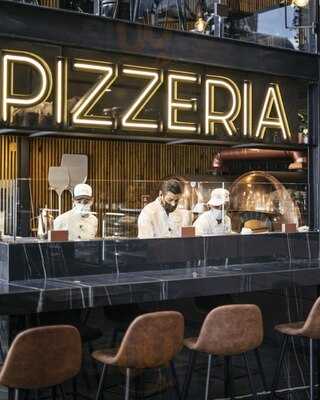 L'artista Pizzeria Napoletana