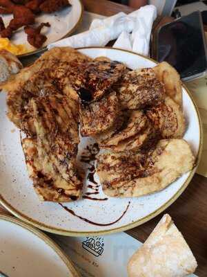 La Cueva De 1900 - Plaza Santa Ana, 1