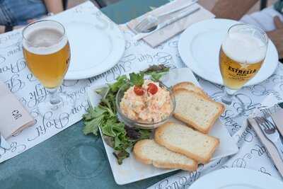 Con Pan Y Vino Jávea