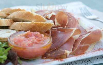 Con Pan Y Vino Jávea