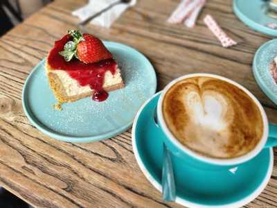 Silvia's Bakery Coffee & Food