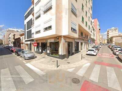 Silvia's Bakery Coffee & Food